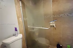 1589 W 73rd St, Hialeah, FL 33014 - Photo 17