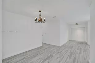 5721 SW 11th St, West Miami, FL 33144 - Photo 5