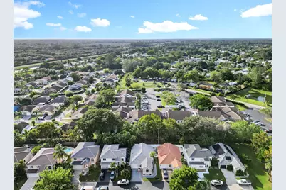 10337 Coventry Ct, Boca Raton, FL 33428 - Photo 5