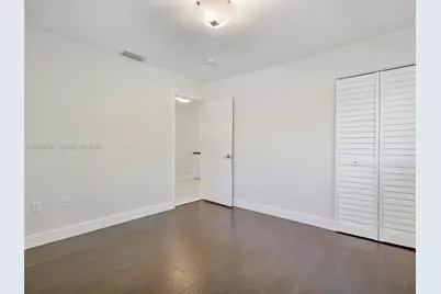 5517 Sardinia St, Coral Gables, FL 33146 - Photo 35