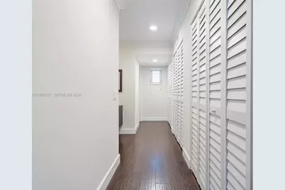 5517 Sardinia St, Coral Gables, FL 33146 - Photo 27