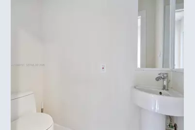 5517 Sardinia St, Coral Gables, FL 33146 - Photo 39