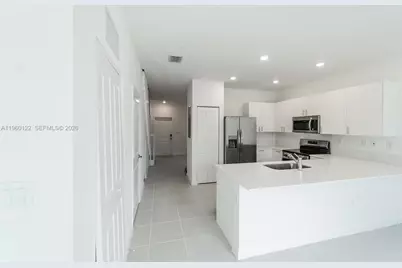 2620 SE 28th Dr #2620, Homestead, FL 33035 - Photo 11