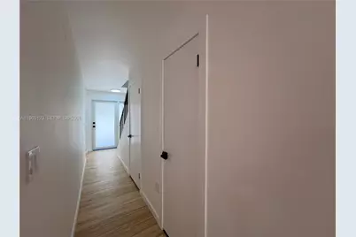 8111 SW 81st Pl, Miami, FL 33143 - Photo 19