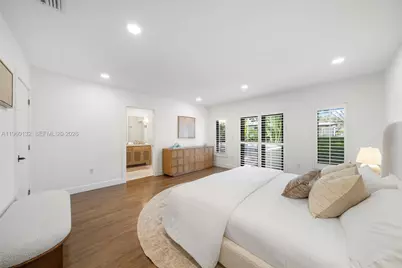 1970 SW 32nd Pl, Miami, FL 33145 - Photo 17