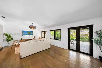 1970 SW 32nd Pl, Miami, FL 33145 - Photo 11