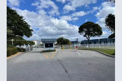 470 Executive Center Dr #1C, West Palm Beach, FL 33401 - Photo 15