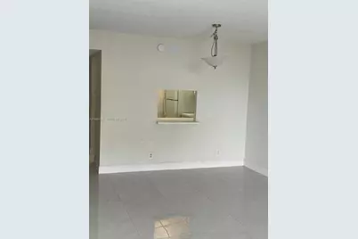 470 Executive Center Dr #1C, West Palm Beach, FL 33401 - Photo 3