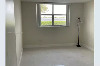 470 Executive Center Dr #1C, West Palm Beach, FL 33401 - Photo 7