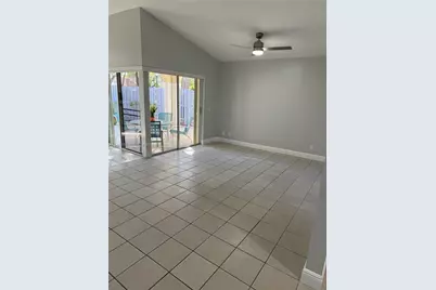 1364 Cottonwood Cir #1364, Weston, FL 33326 - Photo 5
