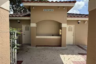 1364 Cottonwood Cir, Weston, FL 33326 - Photo 33