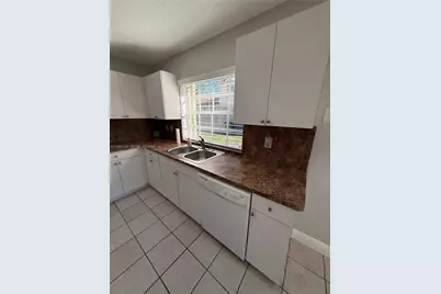 1364 Cottonwood Cir #1364, Weston, FL 33326 - Photo 13