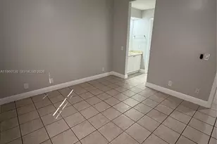 1364 Cottonwood Cir, Weston, FL 33326 - Photo 15