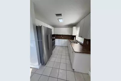 1364 Cottonwood Cir #1364, Weston, FL 33326 - Photo 11