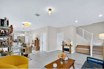 4426 NW 83rd Pkwy, Doral, FL 33166 - Photo 23