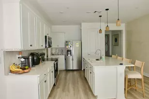 8352 NW 7th Pl, Plantation, FL 33324 - Photo 23