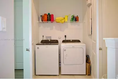 8352 NW 7th Pl, Plantation, FL 33324 - Photo 19