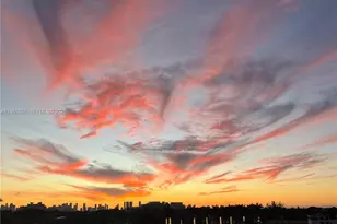 5005 Collins Ave, Miami Beach, FL 33140 - Photo 9