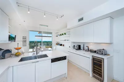 799 Crandon Blvd #605, Key Biscayne, FL 33149 - Photo 9