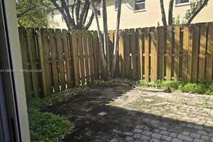 9031 SW 227th St, Cutler Bay, FL 33190 - Photo 11