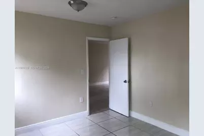 1940 Washington Ave #15, Opa-Locka, FL 33054 - Photo 9