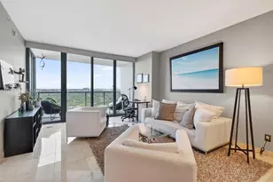 601 NE 36th St, Miami, FL 33137 - Photo 17