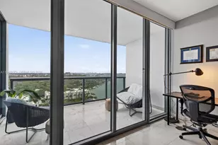 601 NE 36th St, Miami, FL 33137 - Photo 21