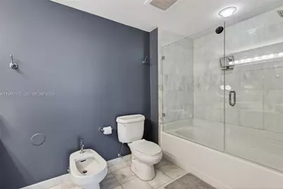 601 NE 36th St #2204, Miami, FL 33137 - Photo 35