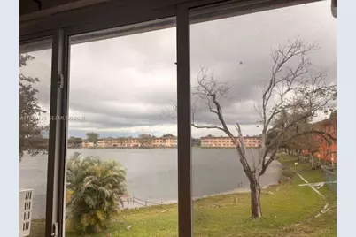 18707 NE 2nd Ave #919, Miami, FL 33179 - Photo 7