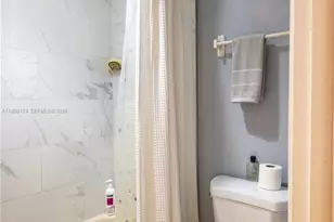 898 NW 47th St, Deerfield Beach, FL 33064 - Photo 29