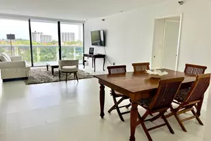 20515 E Country Club Dr, Aventura, FL 33180 - Photo 1