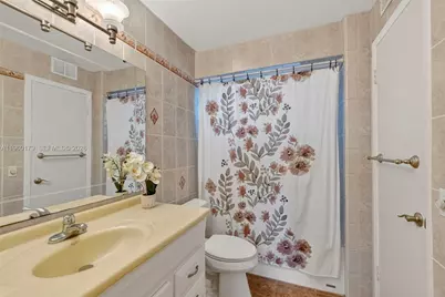 2900 NW 47th Ter #405B, Lauderdale Lakes, FL 33313 - Photo 17
