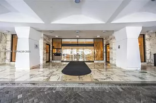 5700 Collins Ave, Miami Beach, FL 33140 - Photo 19