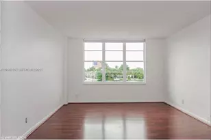 5700 Collins Ave, Miami Beach, FL 33140 - Photo 7