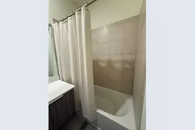 7815 NW 104th Ave #32, Doral, FL 33178 - Photo 7