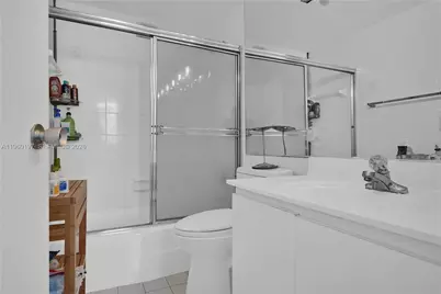 905 Brickell Bay Dr #1121, Miami, FL 33131 - Photo 11