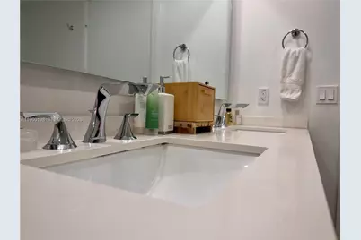 488 NE 18th St #2207, Miami, FL 33132 - Photo 19