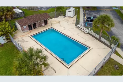 6061 Shakerwood Cir #206, Tamarac, FL 33319 - Photo 27