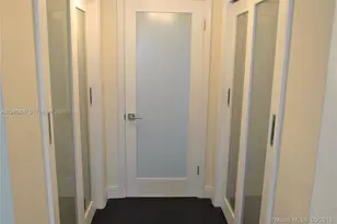 61 Collins Ave, Miami Beach, FL 33139 - Photo 13