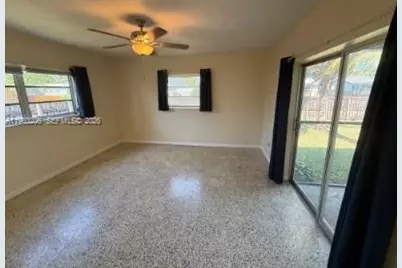 671 NW 17th St #NA, Homestead, FL 33030 - Photo 11
