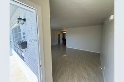 671 NW 17th St #NA, Homestead, FL 33030 - Photo 7