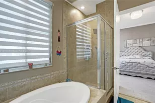 2925 NW 126th Ave, Sunrise, FL 33323 - Photo 15