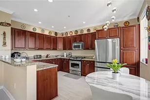 2925 NW 126th Ave, Sunrise, FL 33323 - Photo 7