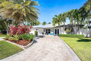 2809 NE 32nd St, Lighthouse Point, FL 33064 - Photo 3