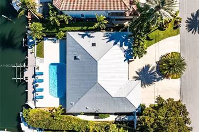 2809 NE 32nd St, Lighthouse Point, FL 33064 - Photo 5