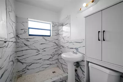 1780 NE 146th St, Miami, FL 33181 - Photo 17