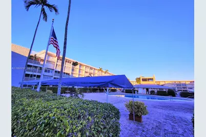 215 SE 3rd Ave #307C, Hallandale Beach, FL 33009 - Photo 21