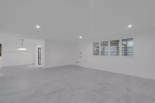 11960 NE 19th Dr, North Miami, FL 33181 - Photo 3