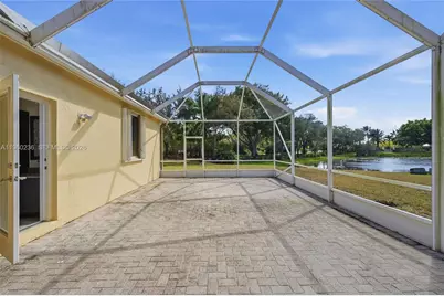 833 Crestview Cir, Weston, FL 33327 - Photo 27