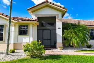 12922 SW 221st St, Miami, FL 33170 - Photo 5